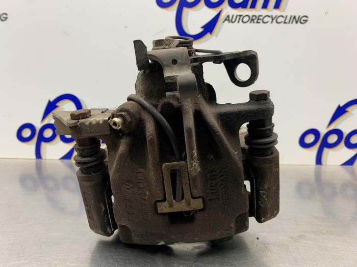 Gebrauchte Bremszange links hinten Volkswagen Sharan (7M8/M9/M6) 2.8 V6 24V Preis € 40,00 Margenregelung angeboten von Gebr Opdam B.V.