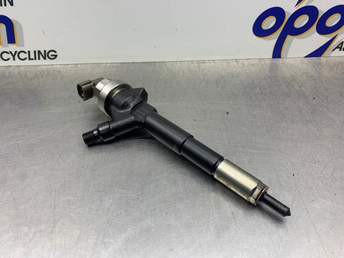Usagé Injecteurs Opel Astra J Sports Tourer (PD8/PE8/PF8) 1.7 CDTi 16V Prix € 65,00 Règlement à la marge proposé par Gebr Opdam B.V.