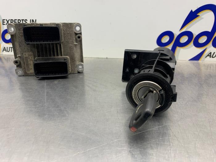 Used Engine management computer Fiat Punto II (188) 1.2 16V Price € 150,00 Margin scheme offered by Gebr Opdam B.V.