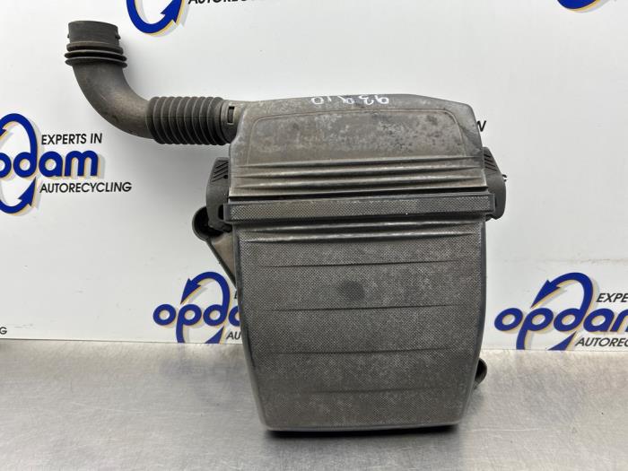 Begagnade Luftfilterhus Fiat Panda (169) 1.2 Fire Pris € 50,00 Marginaltabell erbjuds av Gebr Opdam B.V.