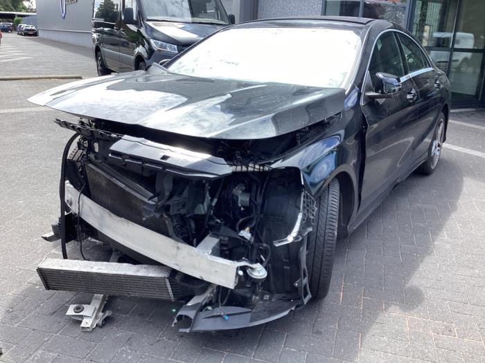Gebrauchte Getriebe Mercedes CLA (117.3) 1.6 CLA-180 16V Preis € 1.250,00 Margenregelung angeboten von Gebr Opdam B.V.