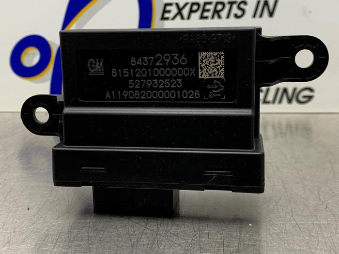 Begagnade PDC-modul Opel Karl 1.0 12V Pris € 75,00 Marginaltabell erbjuds av Gebr Opdam B.V.