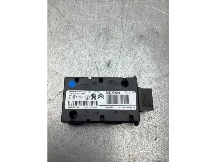 Begagnade Däcktrycksmodul Citroen C4 Berline (NC) 1.2 12V PureTech 130 Pris € 25,00 Marginaltabell erbjuds av Gebr Opdam B.V.