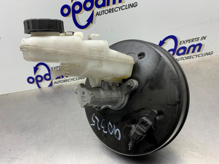 Usagé Servo frein Toyota Auris Touring Sports (E18) 1.2 T 16V Prix € 150,00 Règlement à la marge proposé par Gebr Opdam B.V.