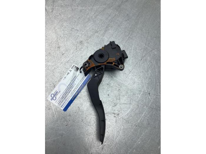 Begagnade Gaspedalsensor Renault Kadjar (RFEH) 1.2 Energy TCE 130 Pris € 30,00 Marginaltabell erbjuds av Gebr Opdam B.V.