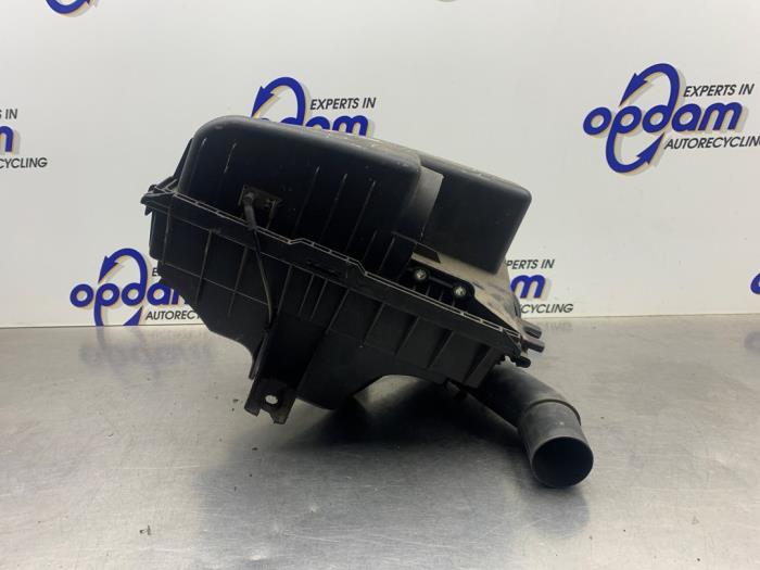 Begagnade Luftfilterhus Volvo S60 I (RS/HV) 2.4 20V 140 Pris € 50,00 Marginaltabell erbjuds av Gebr Opdam B.V.