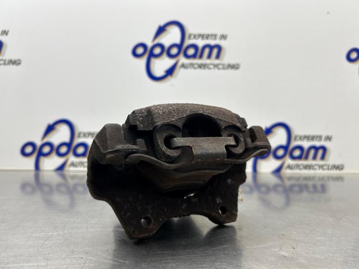 Gebrauchte Bremszange links hinten BMW Z4 Roadster (E85) 3.0 24V Preis € 35,00 Margenregelung angeboten von Gebr Opdam B.V.
