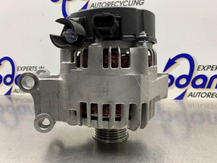 Begagnade Dynamo Ford Focus 1 1.4 16V Pris € 75,00 Marginaltabell erbjuds av Gebr Opdam B.V.