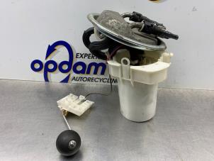 Usados Bomba de gasolina Opel Corsa C (F08/68) 1.2 16V Twin Port Precio € 50,00 Norma de margen ofrecido por Gebr Opdam B.V.