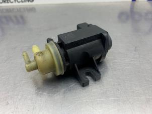 Usados Válvula de sobrepresión turbo Volkswagen Polo V (6R) 1.2 TDI 12V BlueMotion Precio € 35,00 Norma de margen ofrecido por Gebr Opdam B.V.