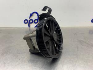 Usados Bomba de dirección asistida Volvo V70 (SW) 2.4 20V 140 Precio € 75,00 Norma de margen ofrecido por Gebr Opdam B.V.