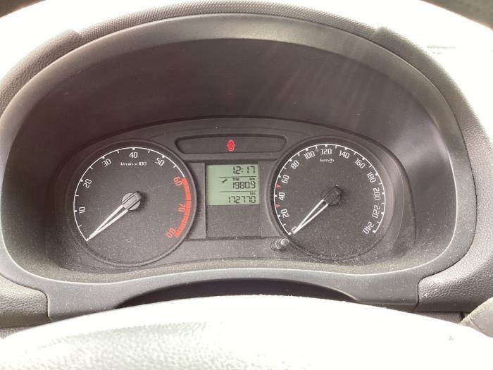 Getriebe van een Skoda Fabia II (5J) 1.2i 12V 2008