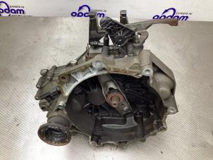 Getriebe van een Skoda Fabia II (5J) 1.2i 12V 2008