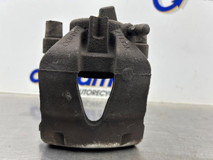 Gebrauchte Bremszange links vorne Volkswagen Polo VI (AW1) 1.0 TSI 12V BlueMotion Preis € 50,00 Margenregelung angeboten von Gebr Opdam B.V.