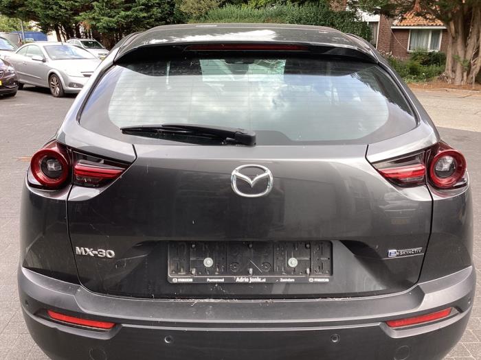 Używane Tylna klapa Mazda MX-30 e-SkyActiv 145 Cena € 1.250,00 Procedura marży oferowane przez Gebr Opdam B.V.
