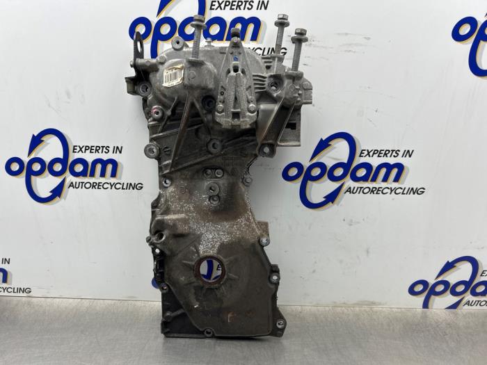 Usagé Couvercle de distribution Renault Clio IV (5R) 0.9 Energy TCE 90 12V Prix € 125,00 Règlement à la marge proposé par Gebr Opdam B.V.
