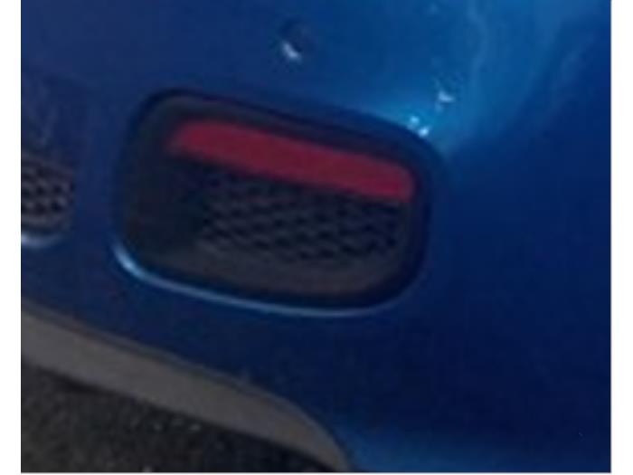 Gebrauchte Stoßstangenrost Fiat 500C (312) 0.9 TwinAir 80 Preis € 75,00 Margenregelung angeboten von Gebr Opdam B.V.