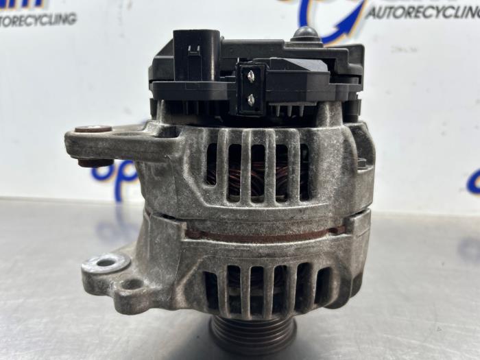 Begagnade Dynamo Volkswagen Golf IV (1J1) 1.6 Pris € 50,00 Marginaltabell erbjuds av Gebr Opdam B.V.