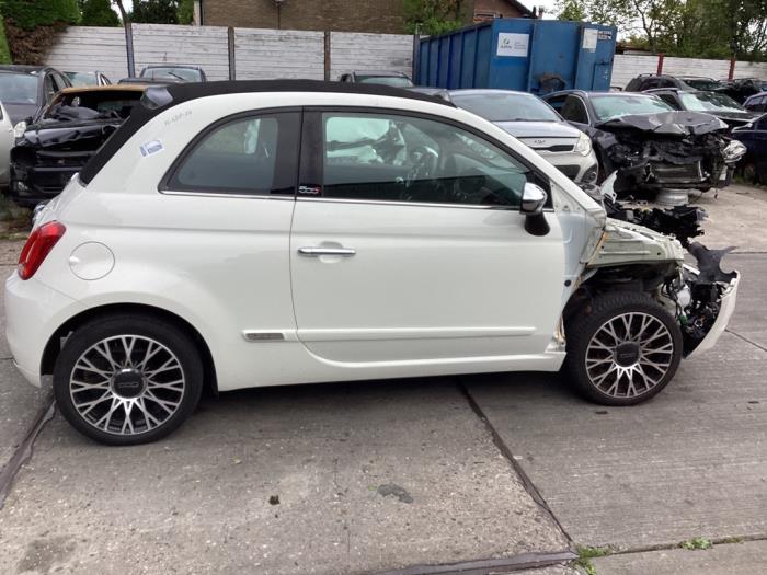 Begagnade Dörr, 2-dörrars, höger Fiat 500C (312) 1.0 Hybrid Pris € 375,00 Marginaltabell erbjuds av Gebr Opdam B.V.