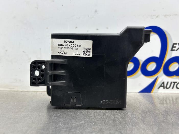Used Cooling computer Toyota Yaris II (P9) 1.0 12V VVT-i Price € 50,00 Margin scheme offered by Gebr Opdam B.V.