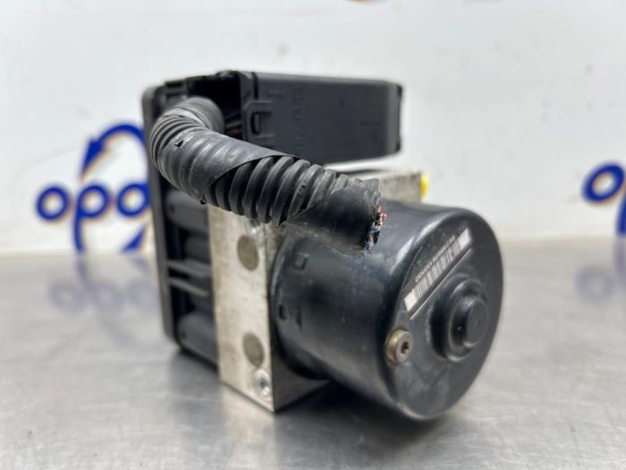 Used ABS pump Mazda 2 (NB/NC/ND/NE) 1.4 16V Price € 75,00 Margin scheme offered by Gebr Opdam B.V.