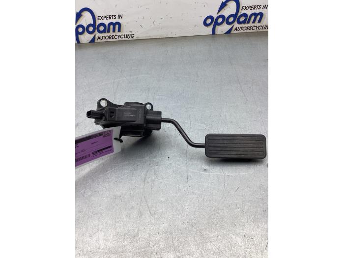 Begagnade Gaspedalsensor Honda Civic (FK1/2/3) 1.4i VTEC 16V Pris € 75,00 Marginaltabell erbjuds av Gebr Opdam B.V.