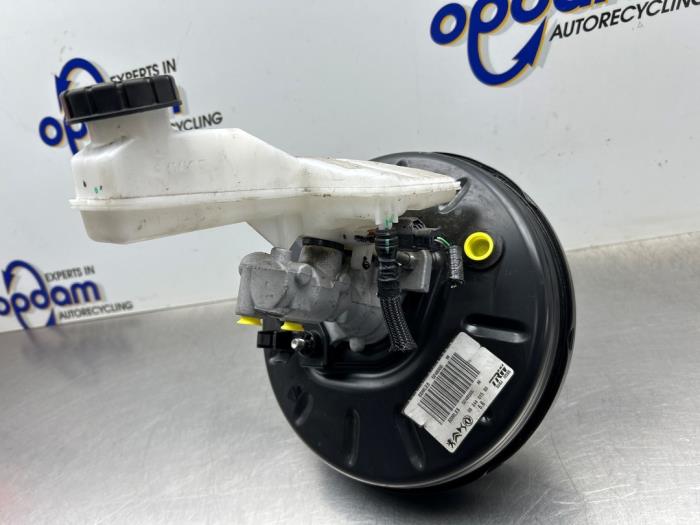 Usagé Servo frein Peugeot 208 II (UB/UH/UP) 1.2 Vti 12V PureTech 75 Prix € 125,00 Règlement à la marge proposé par Gebr Opdam B.V.