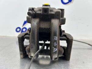 Usados Pinza de freno derecha detrás BMW 3 serie (F30) 320i 2.0 16V Precio € 50,00 Norma de margen ofrecido por Gebr Opdam B.V.
