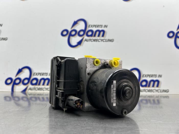 Used ABS pump Mazda 5 (CR19) 2.0i 16V Price € 125,00 Margin scheme offered by Gebr Opdam B.V.