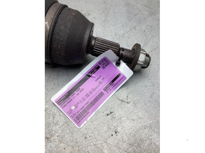 Gebrauchte Antriebswelle links vorne Ford Focus 3 Wagon 1.0 Ti-VCT EcoBoost 12V 100 Preis € 75,00 Margenregelung angeboten von Gebr Opdam B.V.