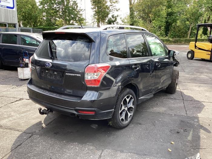 Usagé Différentiel arrière Subaru Forester (SJ) 2.0 16V X Prix € 450,00 Règlement à la marge proposé par Gebr Opdam B.V.