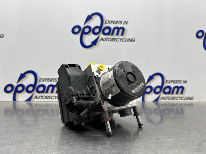 Gebrauchte ABS Pumpe Opel Antara (LA6) 2.0 CDTI 16V 4x4 Preis € 300,00 Margenregelung angeboten von Gebr Opdam B.V.