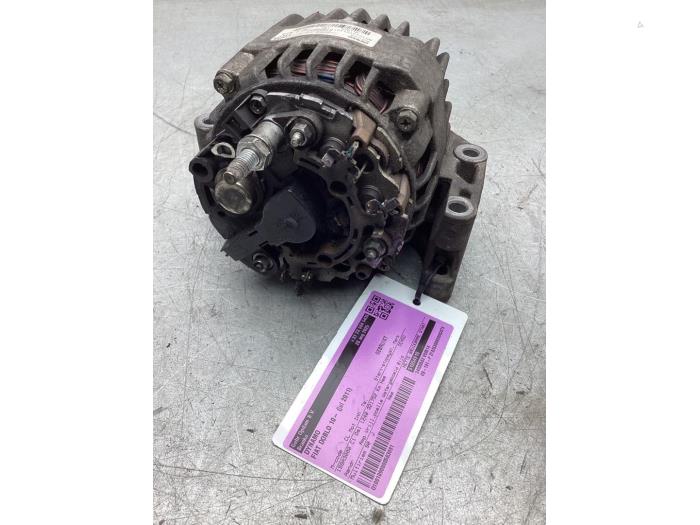 Gebrauchte Dynamo Fiat Doblo Cargo (263) 1.3 MJ 16V Euro 4 Preis € 50,00 Margenregelung angeboten von Gebr Opdam B.V.
