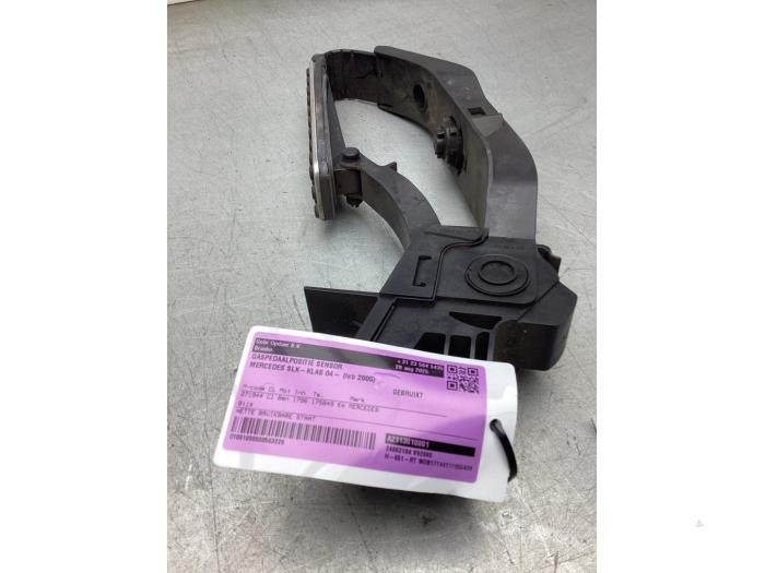 Begagnade Gaspedalsensor Mercedes SLK (R171) 1.8 200 K 16V Pris € 30,00 Marginaltabell erbjuds av Gebr Opdam B.V.
