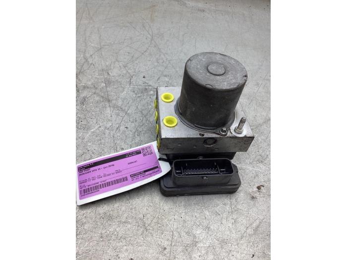 Begagnade ABS-pump Mercedes Vito (447.6) 1.6 109 CDI 16V Pris € 211,75 Inklusive moms erbjuds av Gebr Opdam B.V.