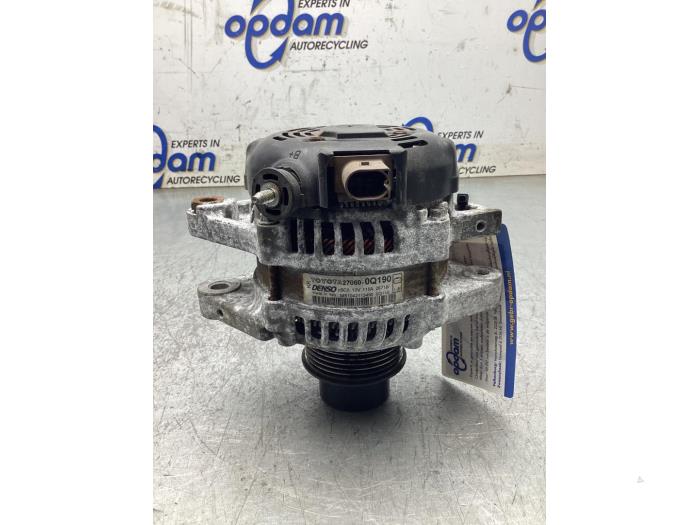 Begagnade Dynamo Toyota Aygo (B40) 1.0 12V VVT-i Pris € 75,00 Marginaltabell erbjuds av Gebr Opdam B.V.