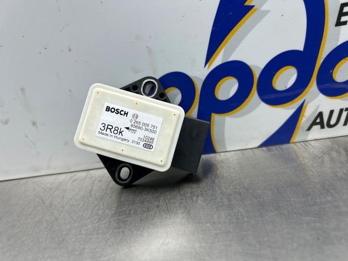 Begagnade Esp Duo-sensor Kia Venga 1.4 CVVT 16V Pris € 30,00 Marginaltabell erbjuds av Gebr Opdam B.V.