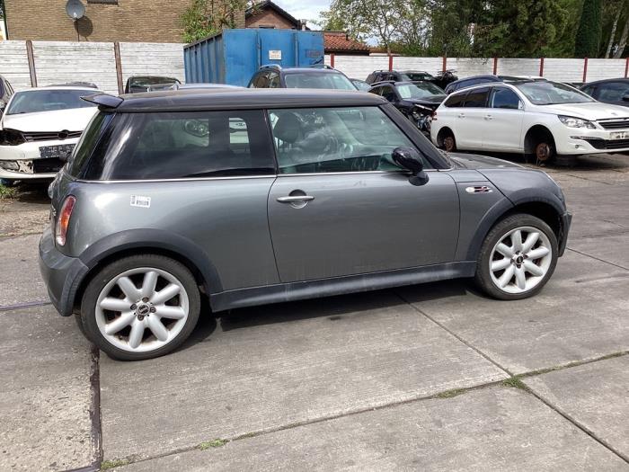 Tür 2-türig rechts van een MINI Mini Cooper S (R53) 1.6 16V 2004