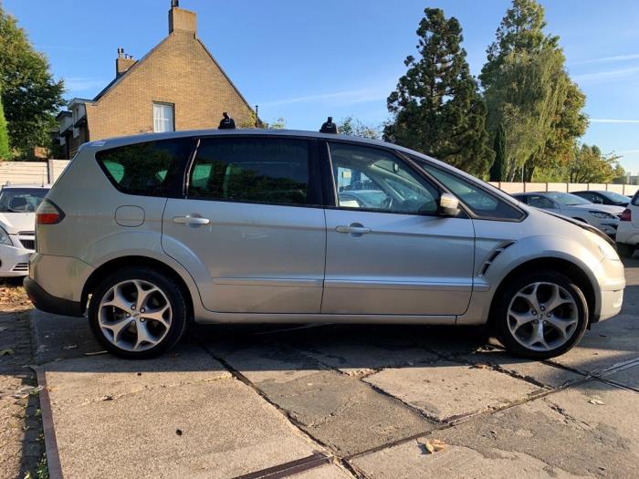 Schwelle rechts van een Ford S-Max (GBW) 2.0 16V 2006