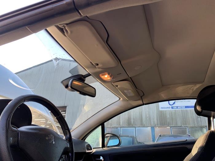 Sonnenblende van een Peugeot 207 CC (WB) 1.6 16V 2007