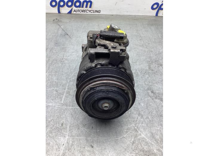 Usagé Pompe clim Mercedes GLE (W166) 400 3.0 V6 24V 4-Matic Prix € 200,00 Règlement à la marge proposé par Gebr Opdam B.V.