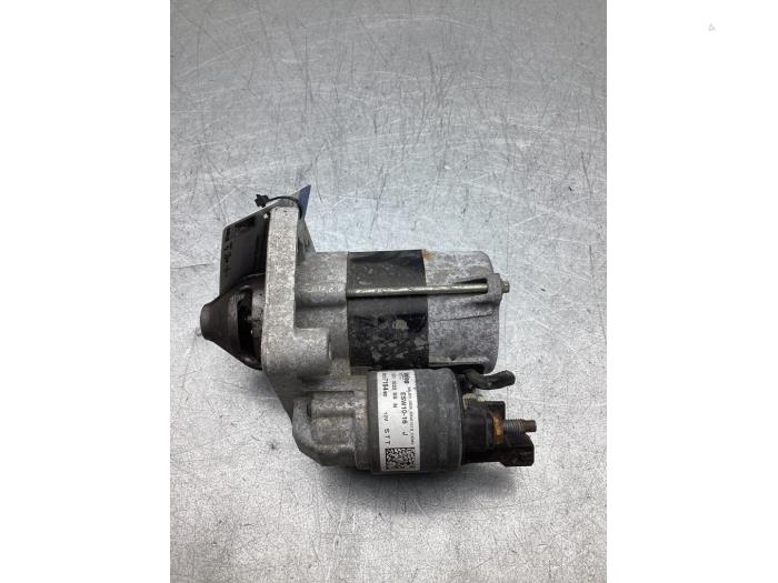 Usagé Démarreur Opel Crossland (X) 1.2 Turbo 12V Prix € 40,00 Règlement à la marge proposé par Gebr Opdam B.V.