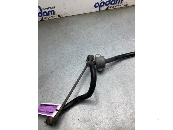 Używane Stabilizator przód Opel Crossland (X) 1.2 Turbo 12V Cena € 75,00 Procedura marży oferowane przez Gebr Opdam B.V.