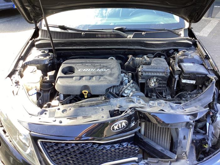 Gebrauchte Motor Kia Optima 1.7 CRDi 16V Preis € 2.000,00 Margenregelung angeboten von Gebr Opdam B.V.