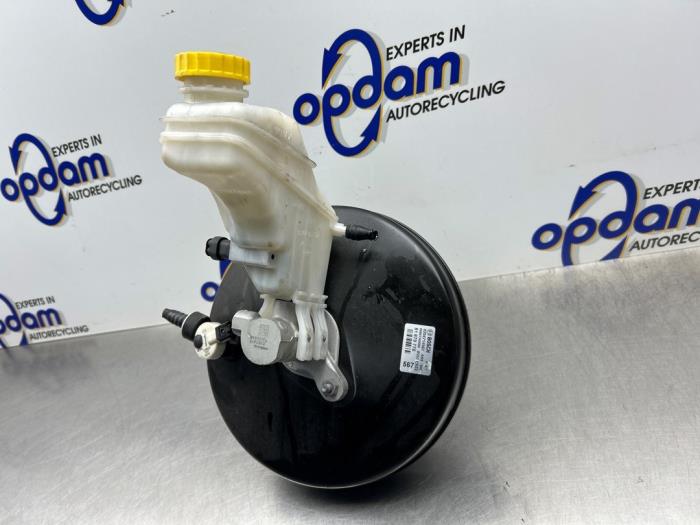 Usagé Servo frein Fiat Punto III (199) 0.9 TwinAir Turbo 100 Prix € 75,00 Règlement à la marge proposé par Gebr Opdam B.V.