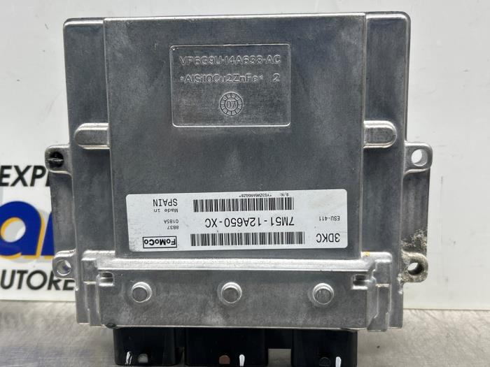 Used Engine management computer Ford Focus 2 C+C 2.0 16V Price € 250,00 Margin scheme offered by Gebr Opdam B.V.