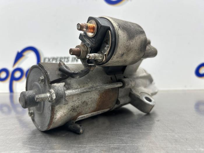 Begagnade Startmotor Ford Focus 2 C+C 2.0 16V Pris € 50,00 Marginaltabell erbjuds av Gebr Opdam B.V.