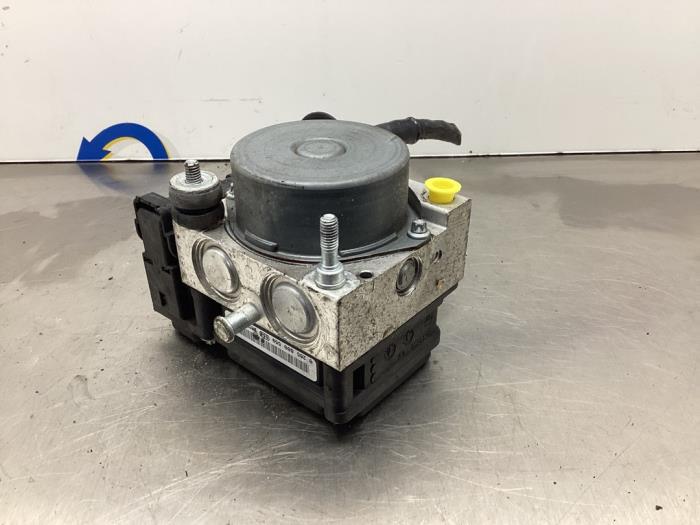 Begagnade ABS-pump Renault Clio III (BR/CR) 1.5 dCi FAP Pris € 100,00 Marginaltabell erbjuds av Gebr Opdam B.V.