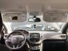 Peugeot 208 I (CA/CC/CK/CL) 1.2 Vti 12V PureTech 82 Handschuhfach