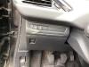 Peugeot 208 I (CA/CC/CK/CL) 1.2 Vti 12V PureTech 82 PDC Schalter